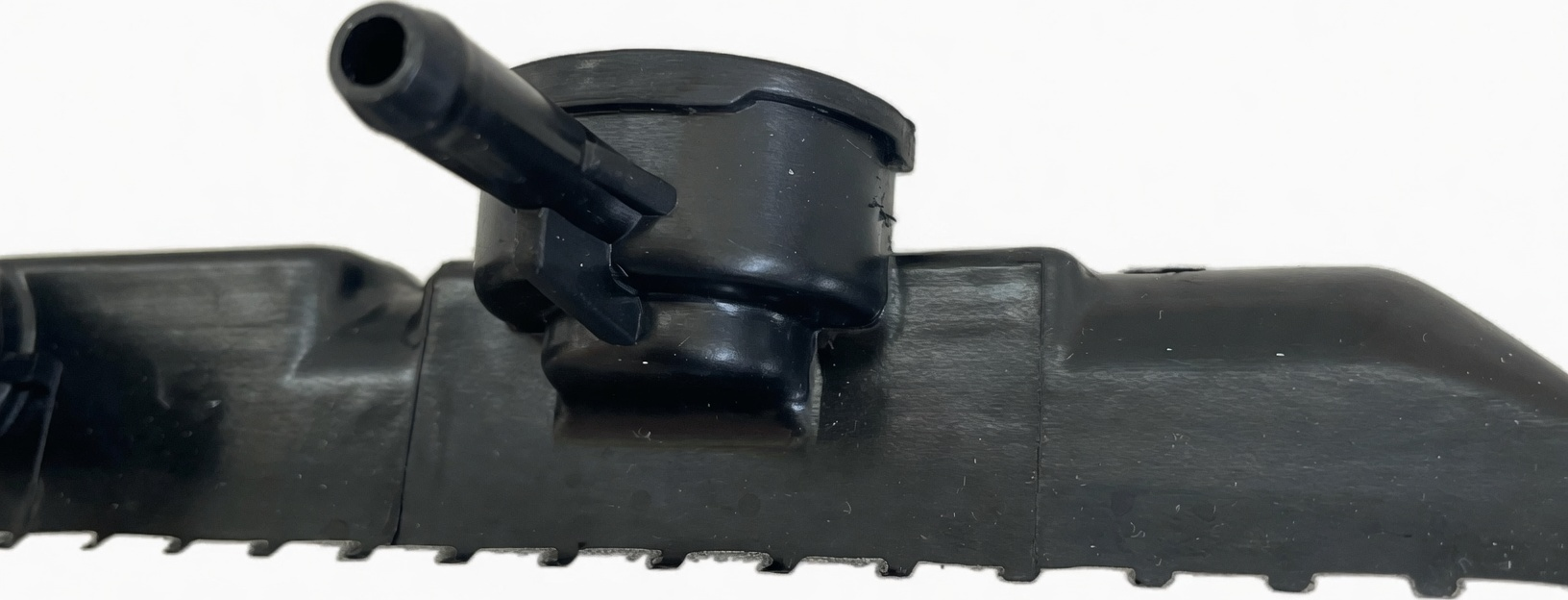PLASTIC AND ALUMINIUM WATER RADIATOR (WITH CAP) - AIXAM aftermarket