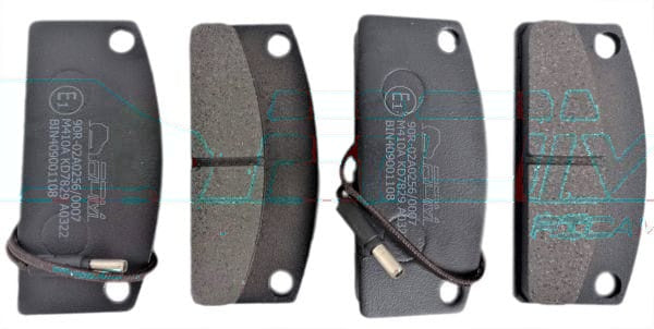 SET OF FRONT BRAKE PADS WITH INDICATOR - UNIVERSAL H25 MM aftermarket