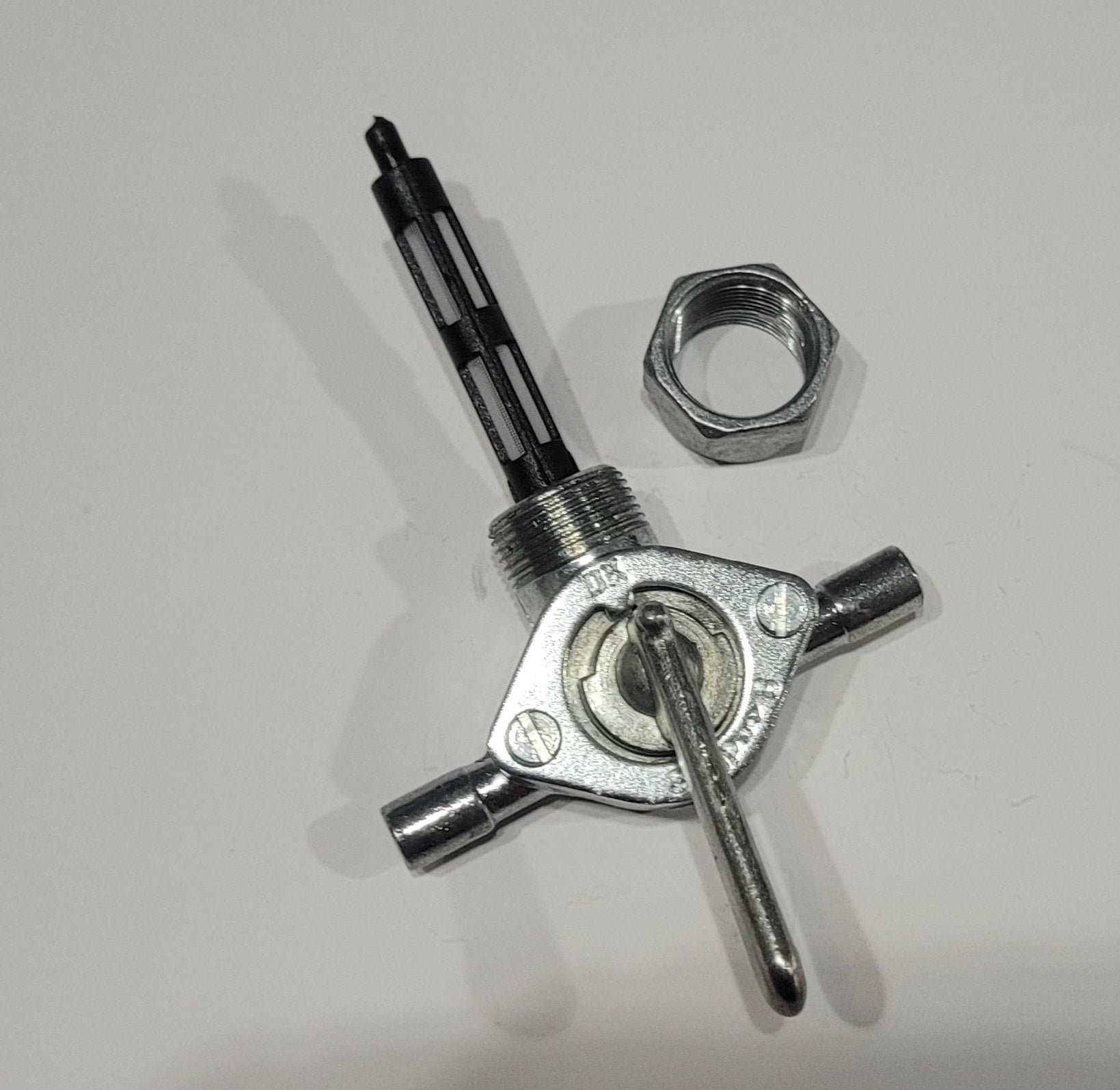 ROBINET REZERVOR MOTOR ACME AL 480 VT 88