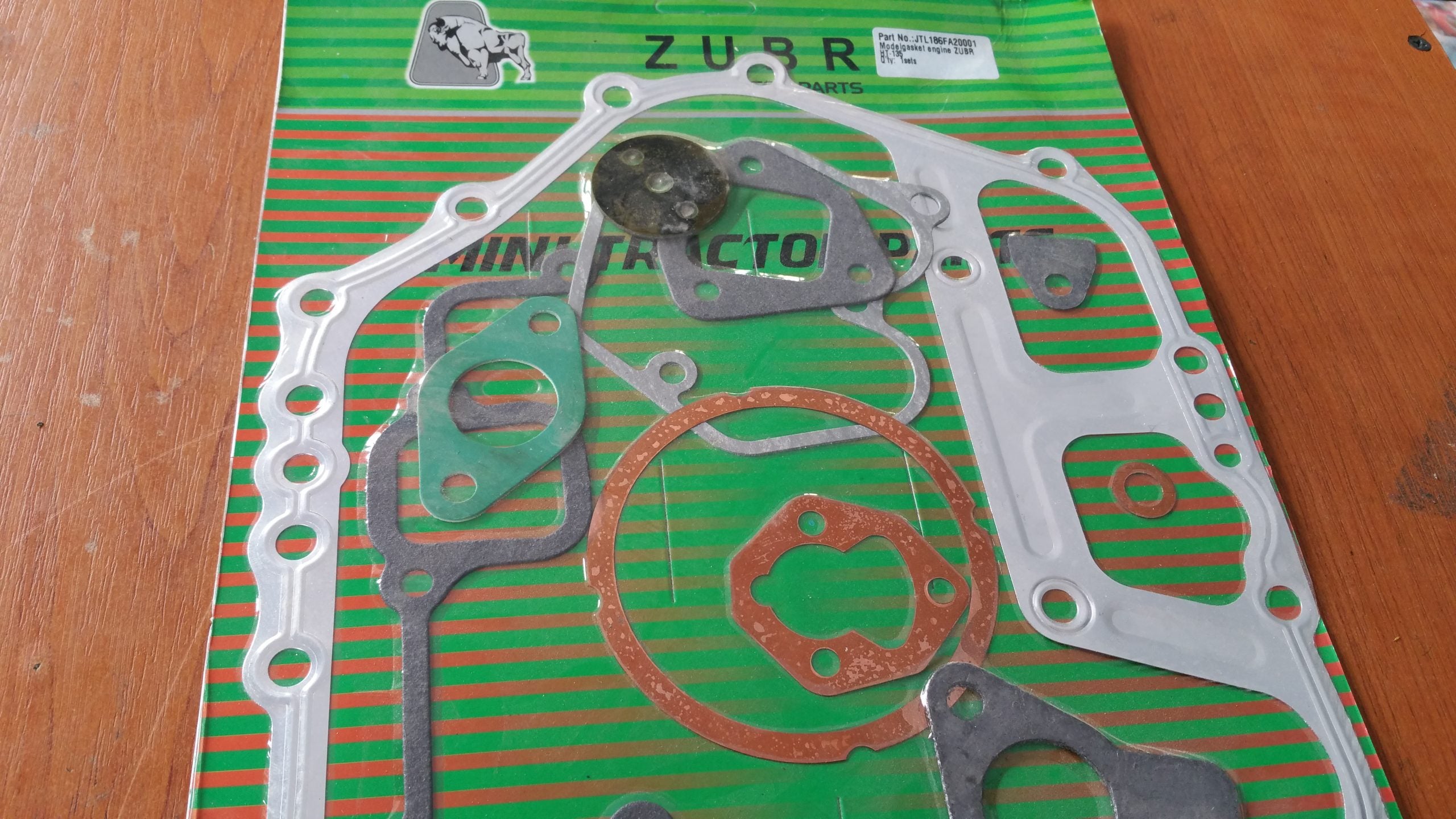 Set Garnituri 186F