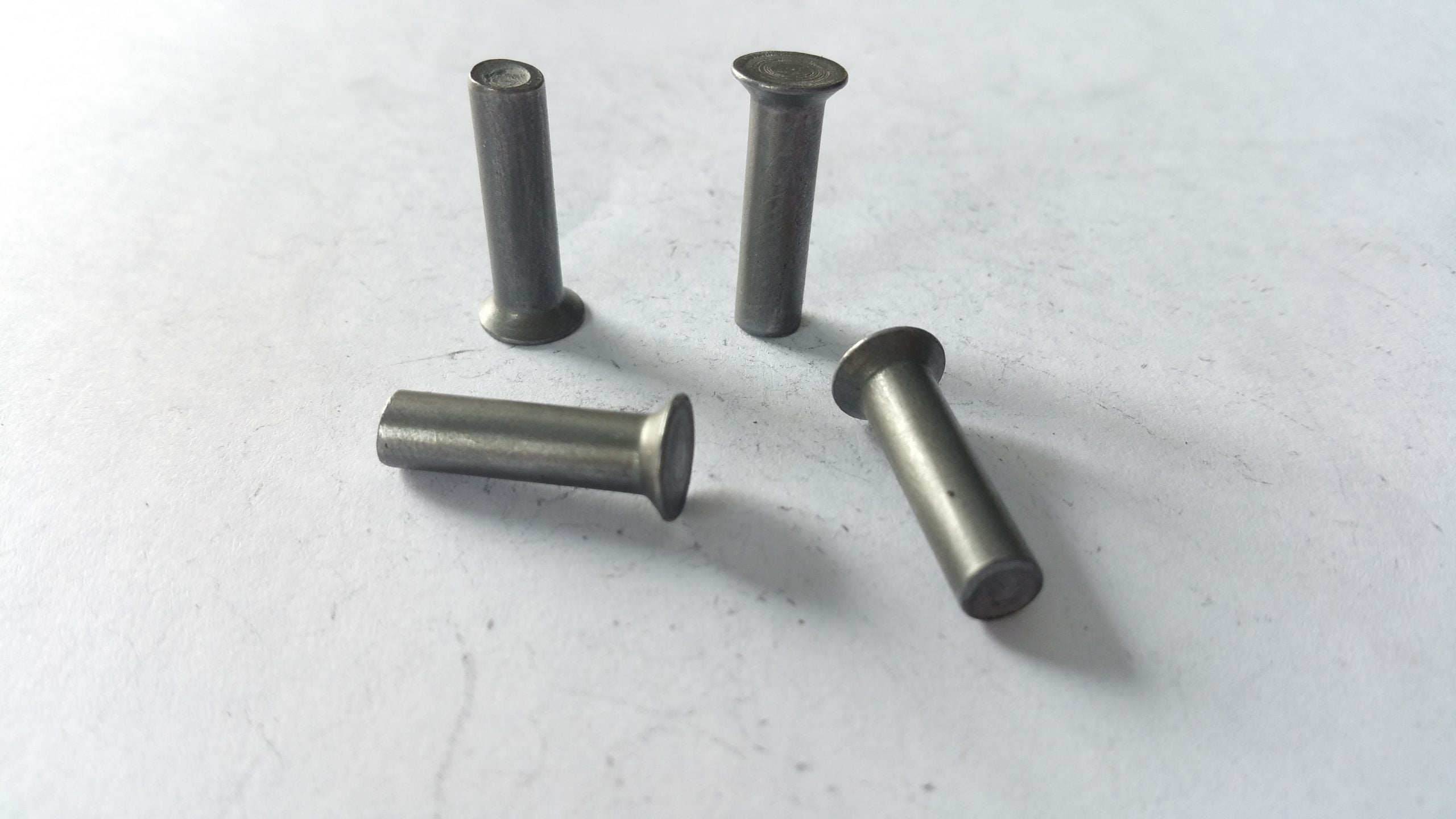 NITURI PENTRU DINTE LUNGIMEA 20mm