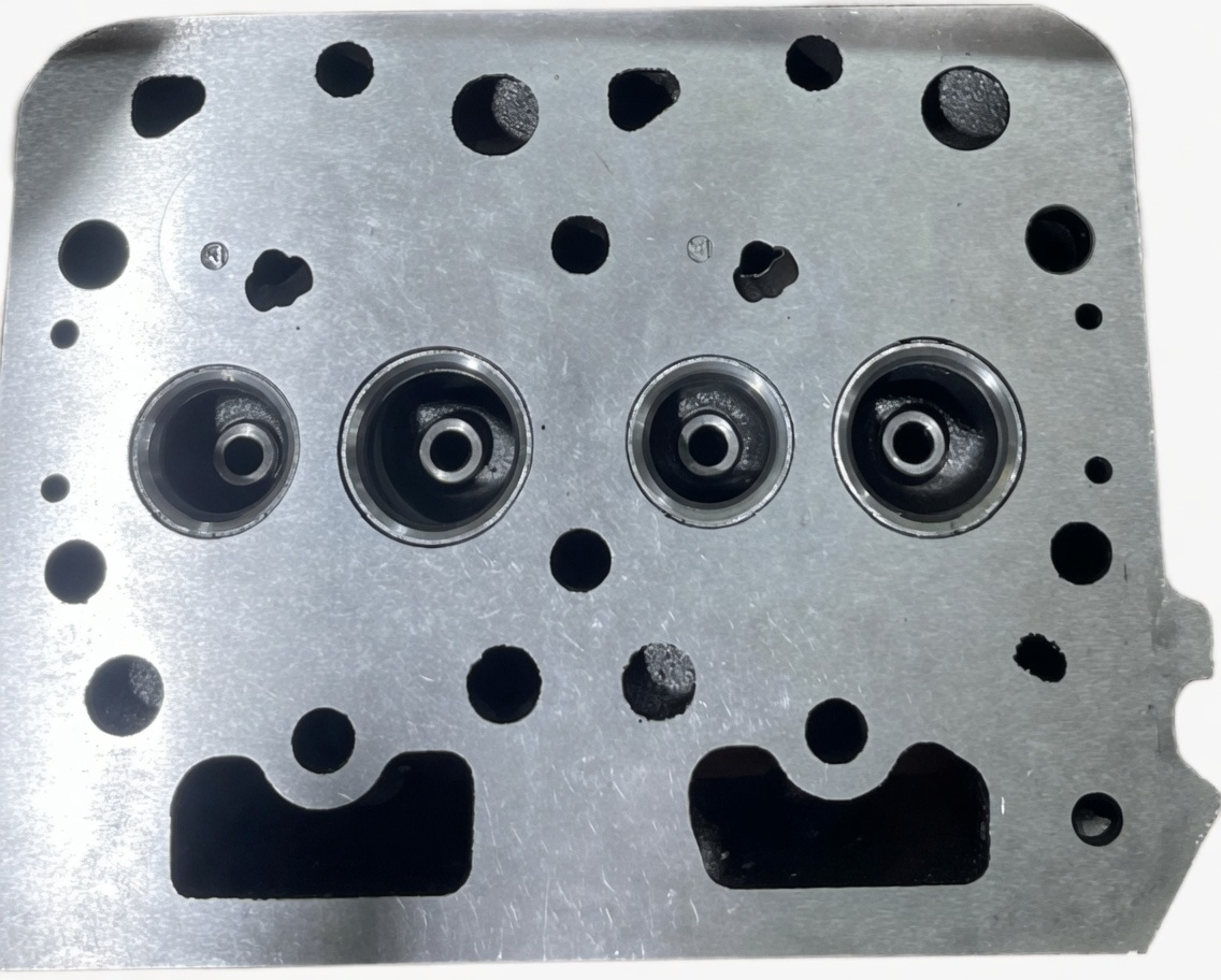 HEAD - KUBOTA Z402 - 1582103040 aftermarket